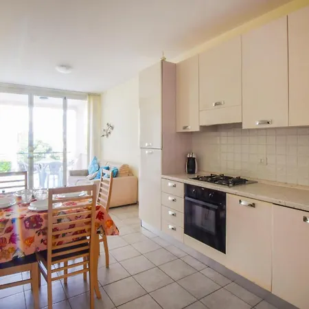 Lovely In Isca Marina Apartmán